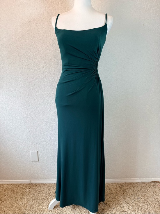 Dresses & Skirts - La Femme Long Prom Formal Dress with Side Cut Out size 4